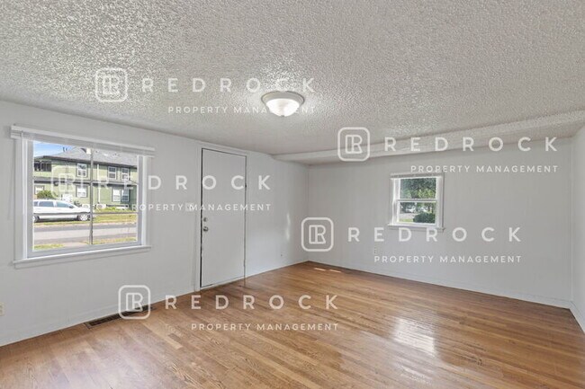 Foto del edificio - 1911 N Lidgerwood St