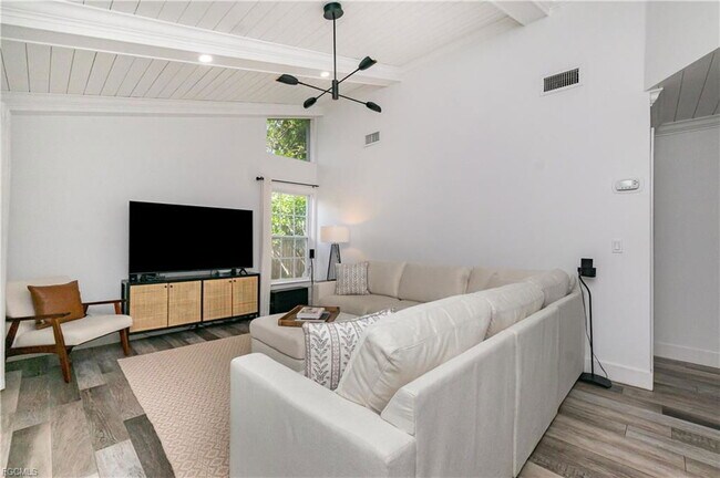 Foto del edificio - 1320 Lake Shore Dr