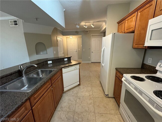 Building Photo - 12960 Positano Cir