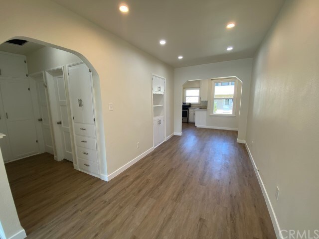Foto del edificio - 5233 E Carson St