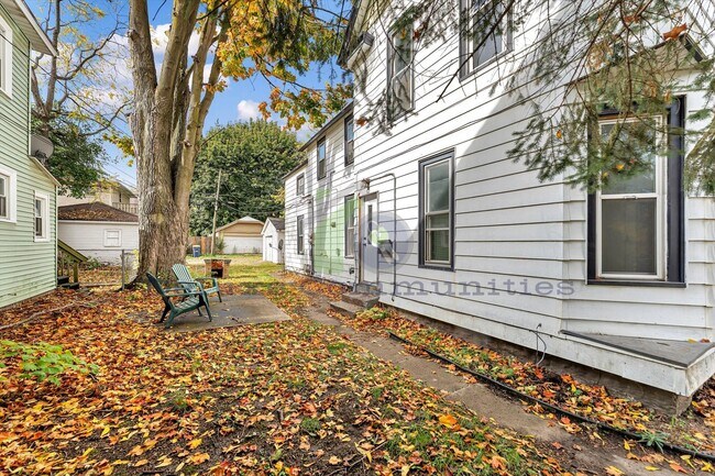 Foto del edificio - 1011 Jennette Ave NW