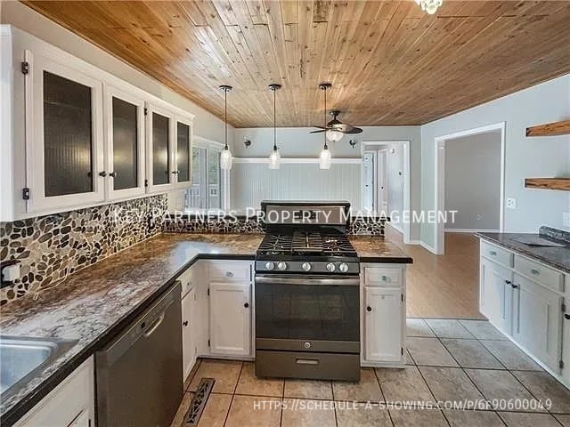 Building Photo - 8149 Grand Ave