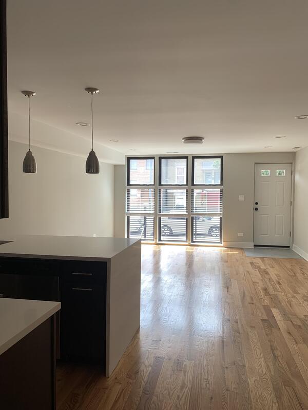 Foto del edificio - 2336 W 19th St