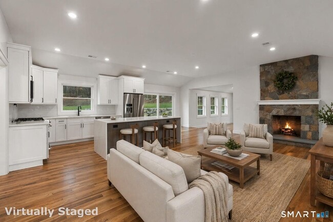 Building Photo - 52 Curtis Rd