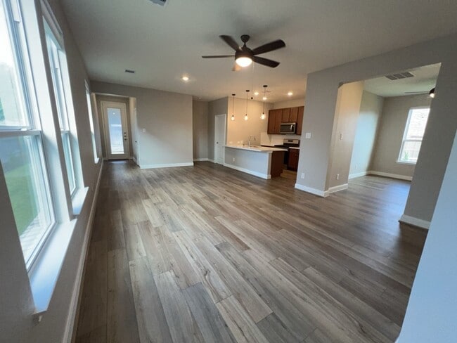 Building Photo - 2885 Grand Anse Dr