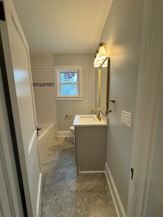 Foto del edificio - Spectacular Renovation!