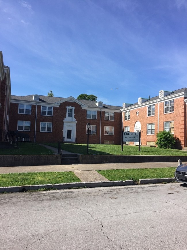 Building Photo - Colonial Apartments