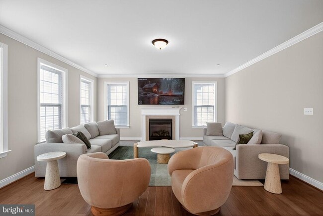 Building Photo - 7986 Benjamin Stoddert Ct