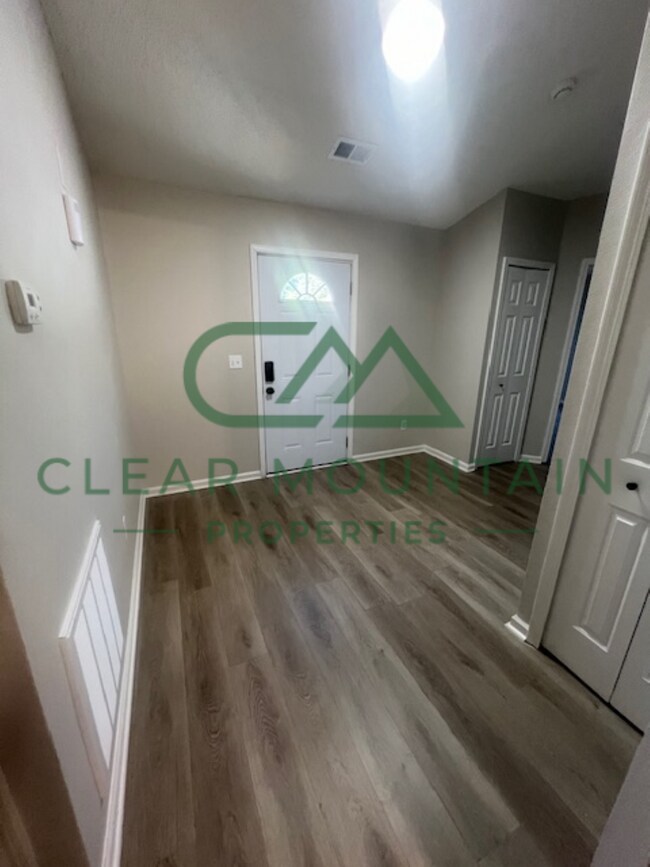 Building Photo - 203 Cypress Cove Ct