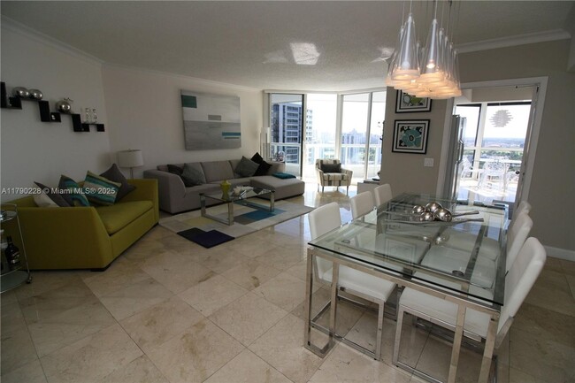 Building Photo - 21205 Yacht Club Dr