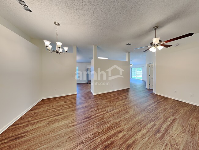 Building Photo - 1502 Starboard Court
