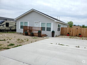 Building Photo - 312 Onandaga Ave