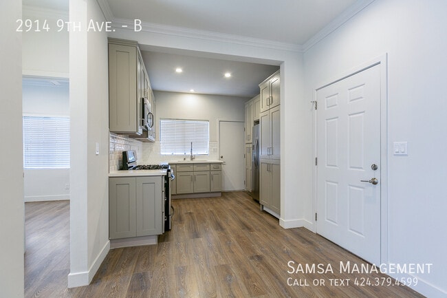 Foto del edificio - 2914 9th Ave