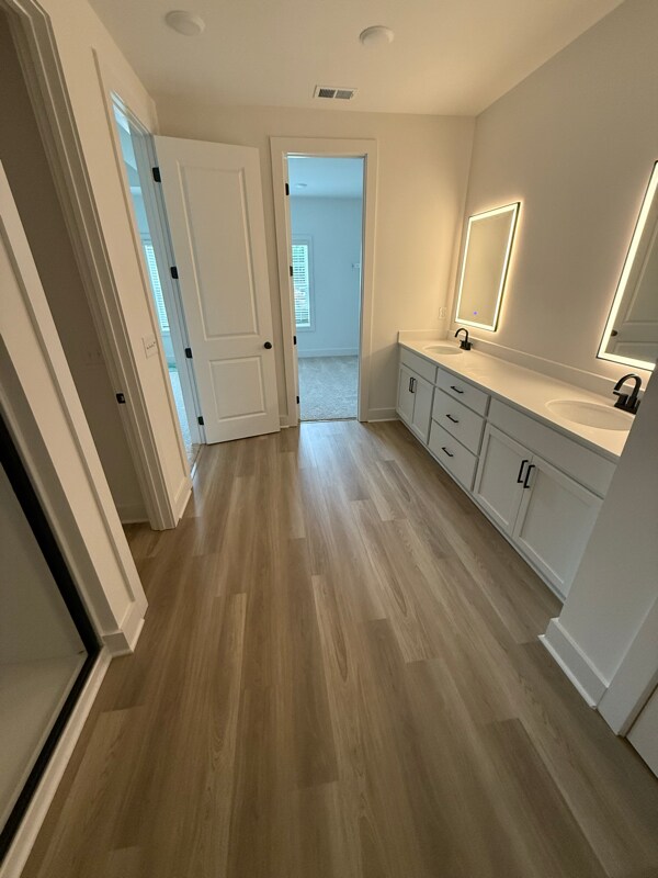 Foto del edificio - 3134 Marbella Cir