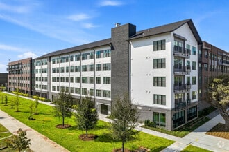 Building Photo - CO/OP Eado