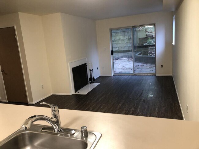 Foto del edificio - Magnolia Court Apartments - 2 bedrooms