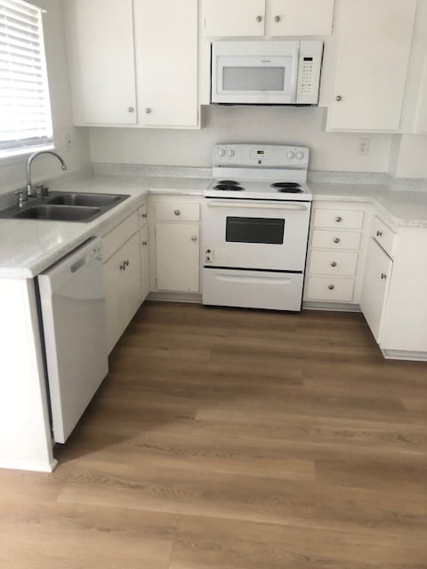 Building Photo - Park Village Apartments