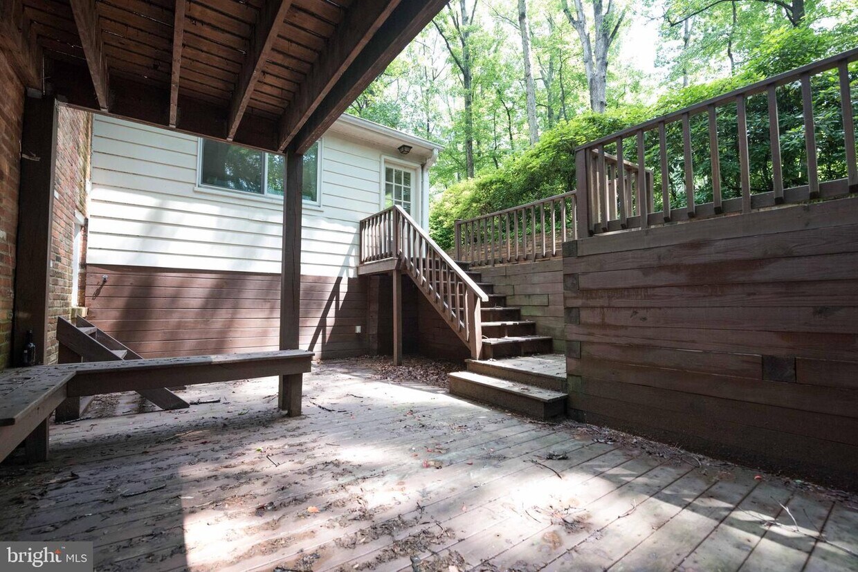 Primary Photo - 3411 Stoneybrae Dr
