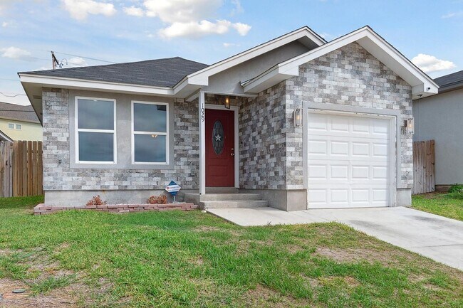 Building Photo - 1029 Tesoro Run