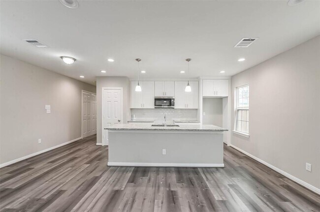 Foto del edificio - 3344 Simmons St