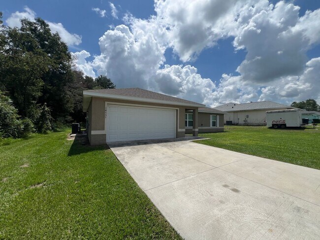 Building Photo - GORGEOUS 3 BD/2BA Home in Beautiful Ocala!...