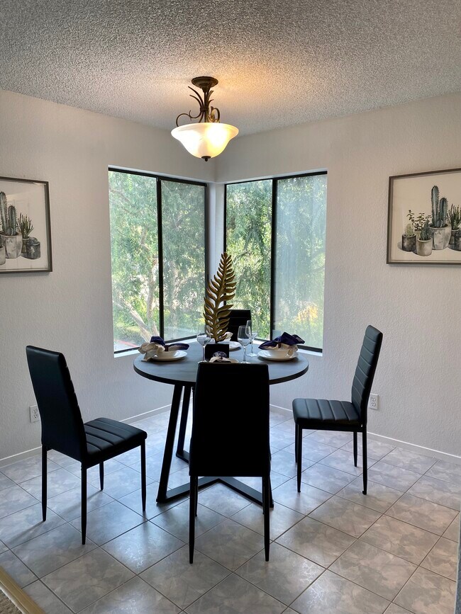 Building Photo - 3518 Pepperwood Ter