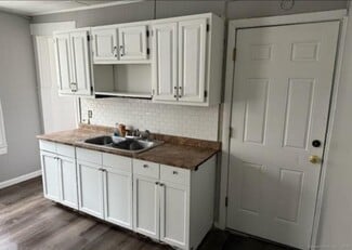 Building Photo - 95 Center St