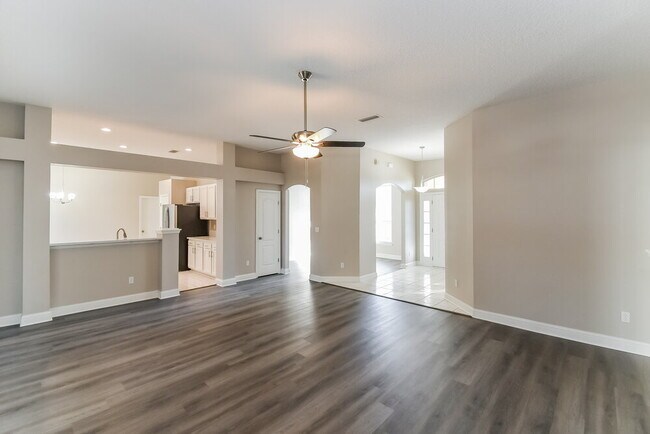 Foto del edificio - 9461 Maidstone Mill Dr E