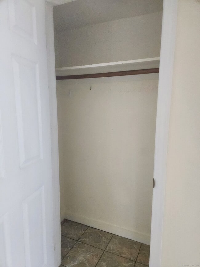 Foto del edificio - 96 Portland Ave