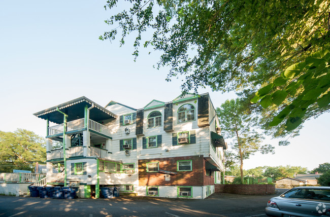 Building Photo - Cardinal Hill Apartments, LLC