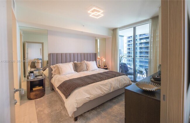 Foto del edificio - 1000 Brickell Plaza