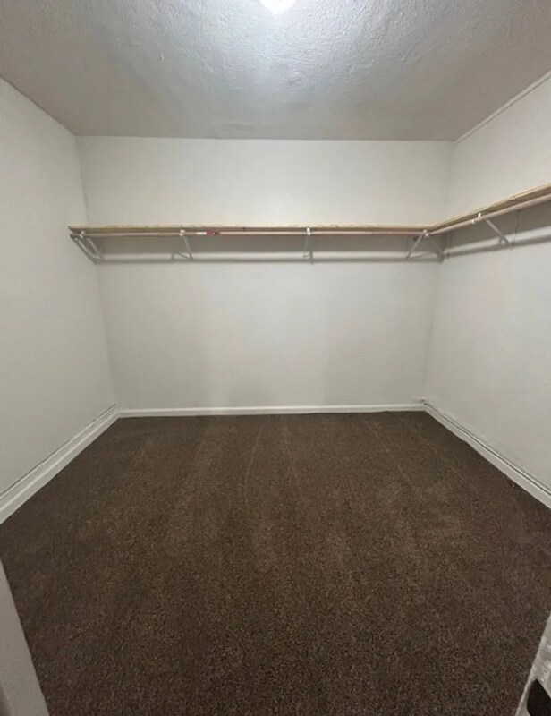 Foto del edificio - 23 St Gregory Dr