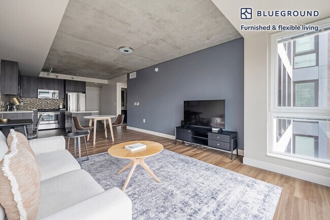 Building Photo - 101 Taylor Ave N