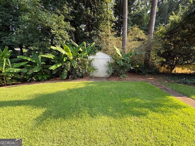 Foto del edificio - 3897 Saddlecreek Dr