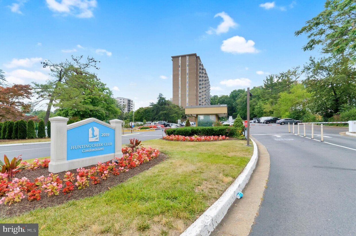 2059 Huntington Ave Unit 510, Alexandria, VA 22303 Room for Rent in