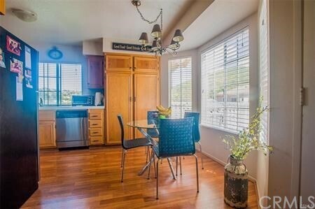 Foto del edificio - 19801 Meadow Ridge Dr