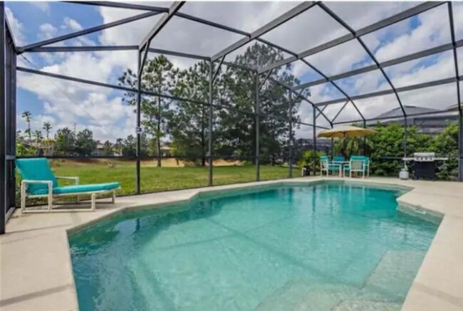 Building Photo - 151 Willow View Dr