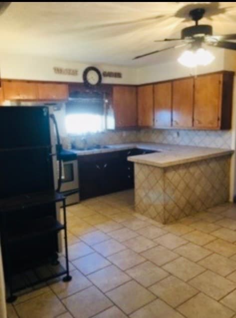 Kitchen - 304 SE 2nd St