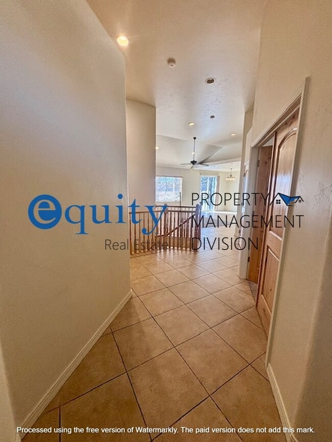 Building Photo - 1529 Arbor View Way