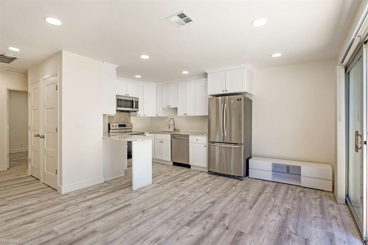 Primary Photo - 2 br, 2 bath Duplex - 1316 Oxbow Court
