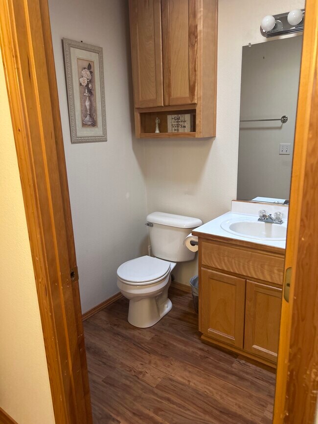 Foto del edificio - 1836 NE Fairview Ave