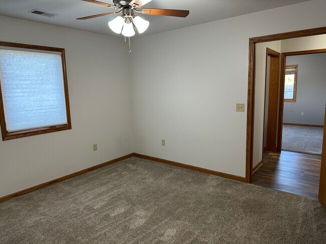 Foto del edificio - GREAT FAMILY HOME!