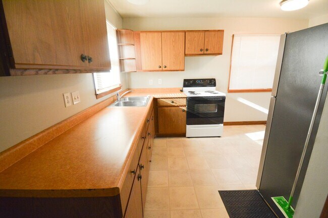 Foto del edificio - Ranch style apartment in duplex with finis...