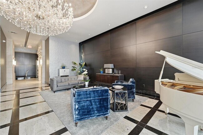 Foto del edificio - 100 S Eola Dr