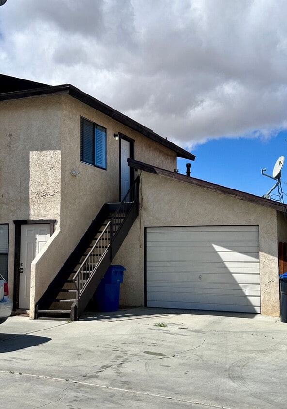 417 S Sunset St Unit C, Ridgecrest, CA 93555 Room for Rent in