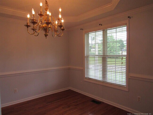Building Photo - 35 Morganton Ct