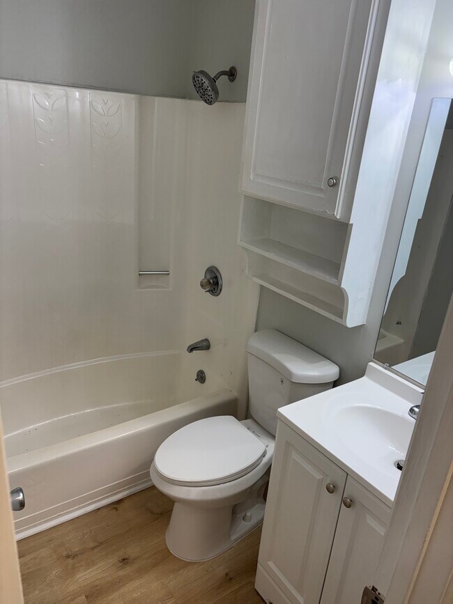 Foto del edificio - 205 SW Maynard Rd