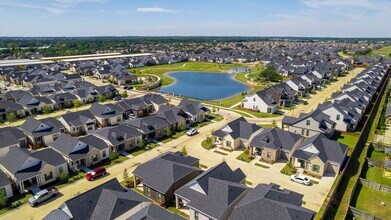 Building Photo - 14915 Sparrows Nest Ln