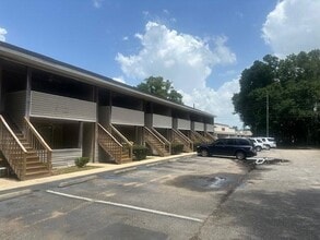 Building Photo - 115 Harris Ave