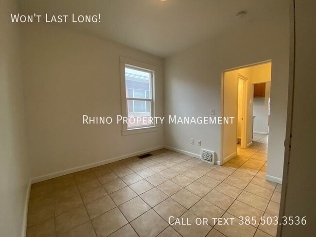 Building Photo - 926 Binford St